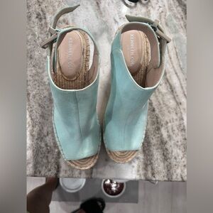 Kenneth Cole women shoes size 8.5